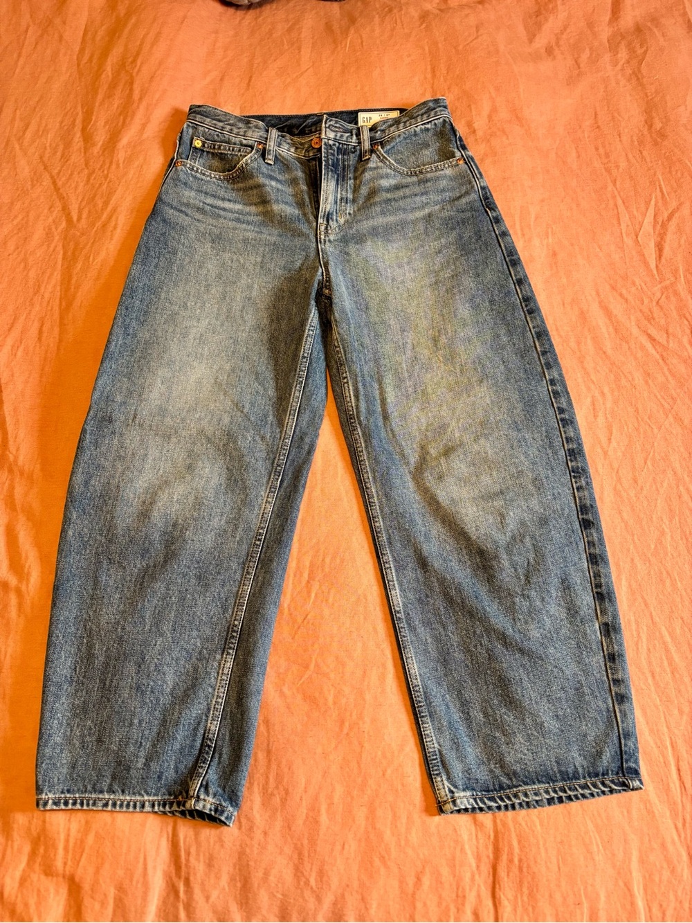 GAP Women’s Barrel Leg Jeans